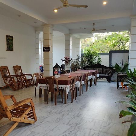 Surf'N Lanka - Surf School Hotel Weligama Kültér fotó